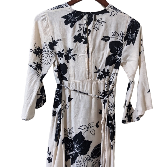 Billabong Dress - Picture 7 of 9